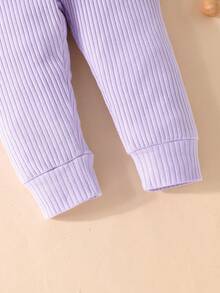 SHEIN Bebé niño 3 piezas Pantalones con diseño de parche de letra tejido de canalé - Multicolor - Ver 5
