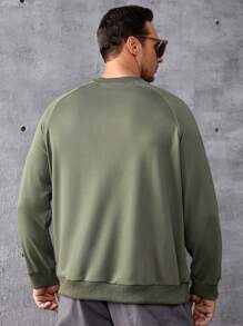Manfinity Homme Men Plus Raglan Sleeve Sweatshirt - Army Green - View 2