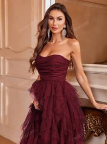 Robe de mariée sans bretelles romantique avec une jupe en tulle à volants superposés et une silhouette en forme de A - Parfaite pour les mariages classiques, les robes de graduation, les soirées de gala, les tenues d'anniversaire pour femmes, la mariée
