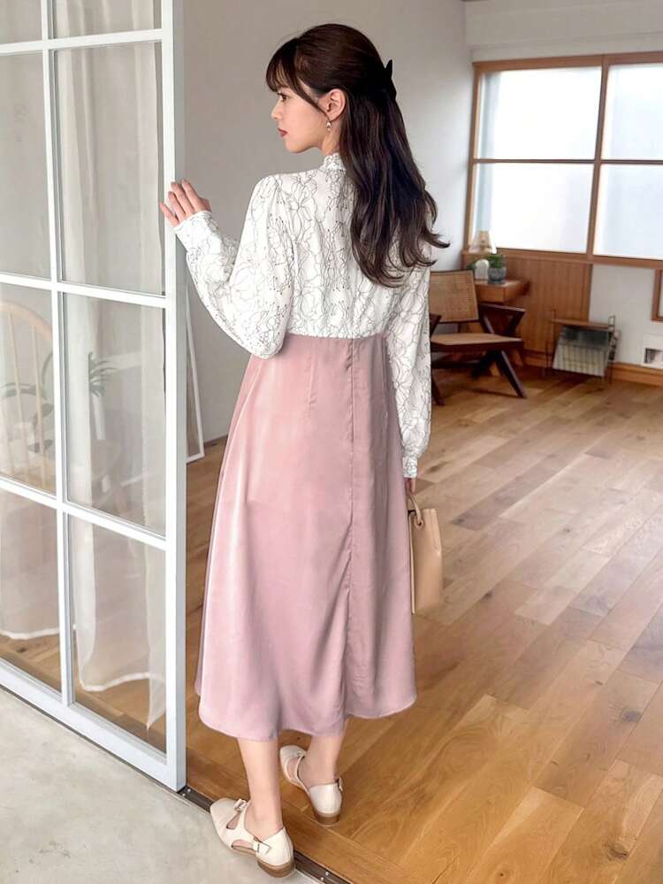 Women's Embroidered Patchwork Neckline Lace-Up Contrast Dress,Fall Dress Long Sleeve Dress
