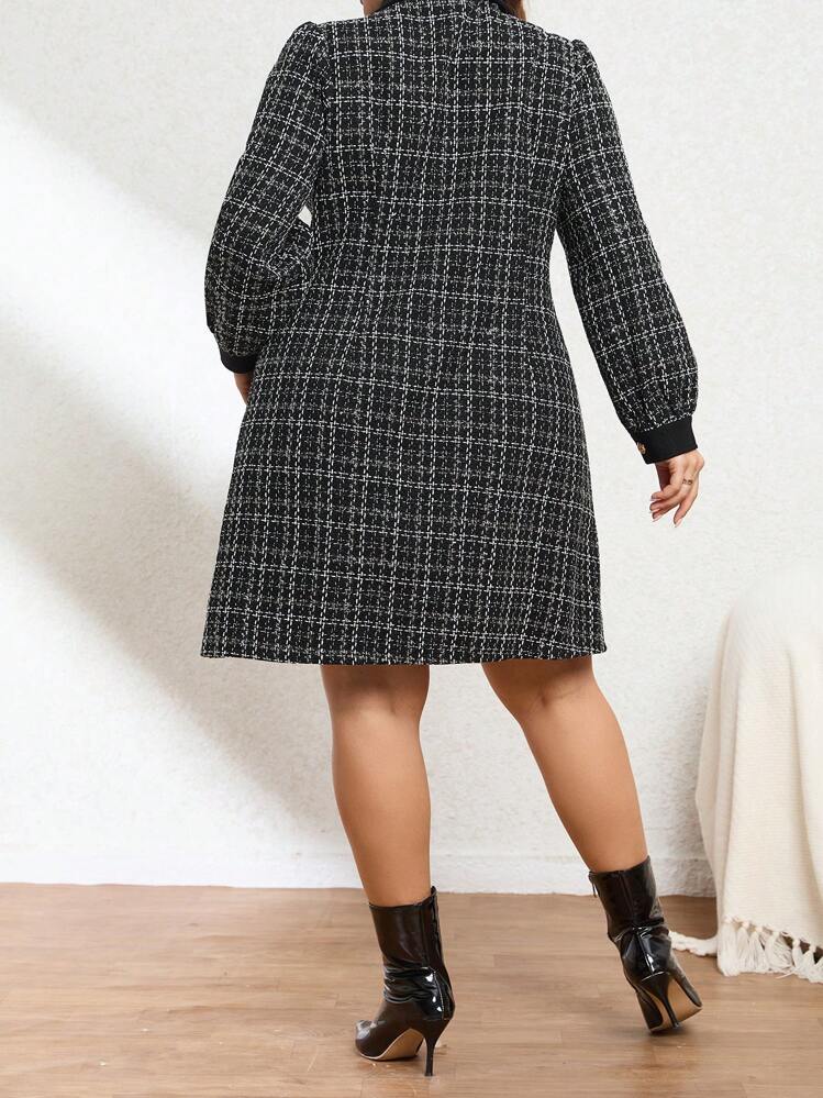 SHEIN Clasi Talla grande Vestido camisero con estampado de cuadros de manga farol - Blanco y Negro - Añade 2