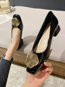 2025年秋季时尚经典麂皮金属水钻扣方跟女平底鞋 - 黑色 - 查看 6