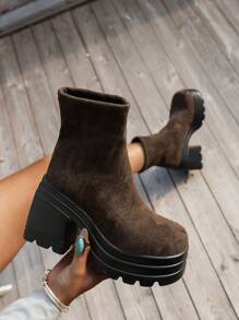 Women's Fashionable Brown Slip-On High Heels Thick Bottomed Casual Boots With Faux Suede And Warm Plush Lining