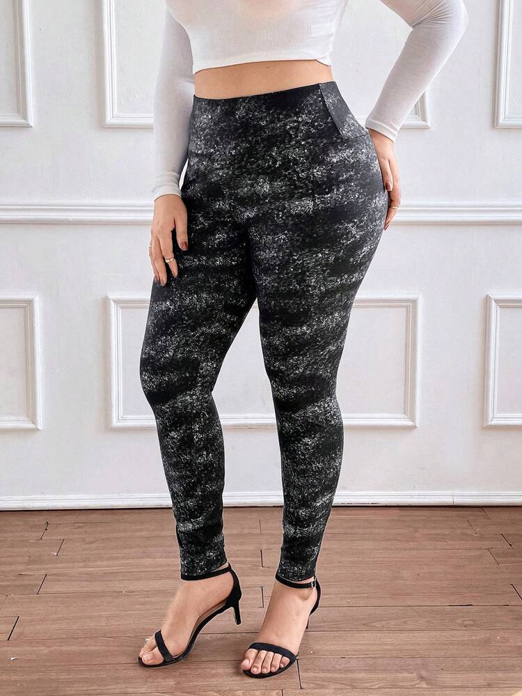 Plus Allover Print Leggings