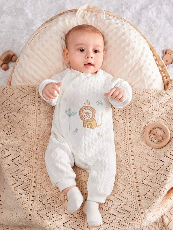 SHEIN Newborn Baby Boys' Cute Animal Printed RaglanSleeve Romper