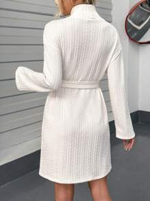 SHEIN Essnce Wysoka Szyja Opuszczane ramiona Sukienka z paskiem