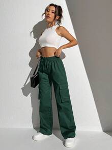 RueChic Pantalones Largos Con Cintura Ajustable Con Cordón Y Bolsillos Laterales Con Solapa - Verde - Ver 3