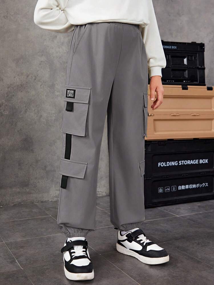 Tween Girl Letter Patched Detail Flap Pocket Side Cargo Pants