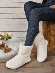 女性室內毛茸茸柔軟的厚頭髮舒服的靴子,兔毛平滑心形優雅家庭鞋,柔軟的防滑鞋底,按摩產品舒服的女性鞋