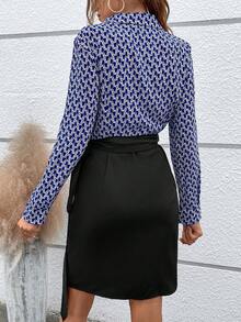 SHEIN LUNE 幾何印花側打結圍裹式洋裝 - 藍色 - 查看 2