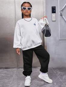 SHEIN Tween Girl Slogan Graphic Drop Shoulder Pullover & Sweatpants - Black - View 4