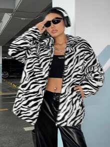 SHEIN EZwear Sọc Ngựa vằn & Mẫu chữ Thả vai áo - Đen và trắng - Xem 3