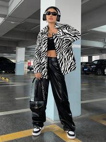 SHEIN EZwear Sọc Ngựa vằn & Mẫu chữ Thả vai áo - Đen và trắng - Xem 5