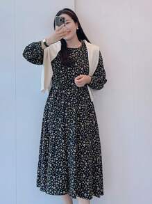 Dazy Petite Plus 小花印花燈籠袖連衣裙