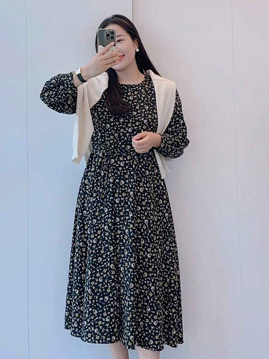 Dazy Petite Plus 小花印花燈籠袖連衣裙