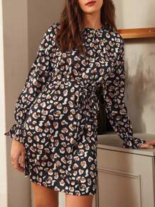 SHEIN Frenchy 女裝花卉印花連衣裙,配有蕾絲飾邊袖子和腰帶