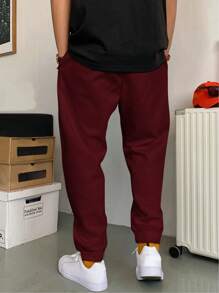 RueChic Men's Drawstring Waist Jogger Pants With Letter Applique - Burgundy - View 2