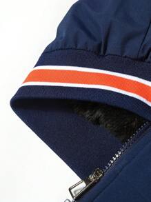 Manfinity Homme 1 件宽松男士圣诞印花拼色拉链夹棉外套