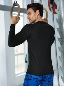 Manfinity Sport Corelite Men Solid Raglan Sleeve Sports Tee Long Sleeve Shirt