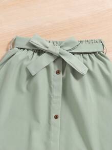 Teen Girl Figure Graphic Pullover & Belted Skirt