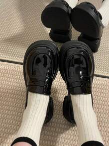 女性坡跟跟&防水台鞋底平底鞋