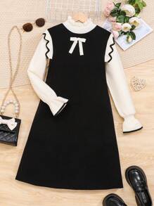 SHEIN 適合少女穿著的長袖荷葉領毛衣連衣裙 - 彩色 - 查看 1