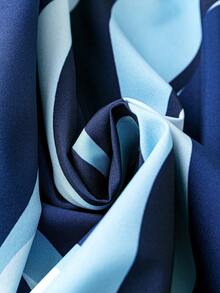 SHEIN Clasi 大碼滿版印花前紐扣襯衫 - 彩色 - 查看 5