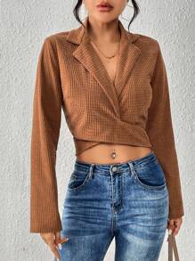 Chiquease 西裝領交叉圍裹後綁帶短版西裝 - 卡其色 - 查看 6