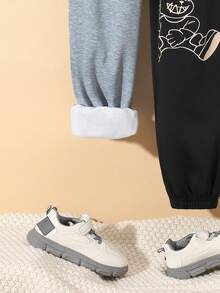 SHEIN 男大童卡通圖案加絨內裏衛褲 - 灰色 - 查看 5