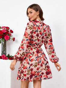 SHEIN Clasi 女性燈籠袖腰帶圖案洋裝