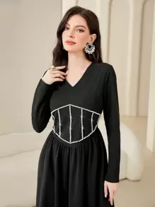 Modelyn 女士珍珠裝飾腰帶連衣裙 - 黑色 - 查看 5