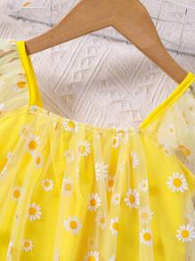 SHEIN Vestido Amarelo Vintage Com Estampa De Girassol E Margarida Para Meninas Com Decote Quadrado Para Um Visual De Verão Brilhante E Fresco