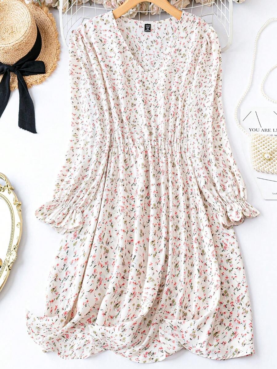 SHEIN LUNE Hơn In hoa Ditsy tay áo lá sen Đầm - Màu be - Xem 1