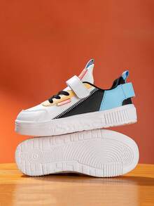 皮革拼色孩子們的運動鞋,輕便男孩運動鞋