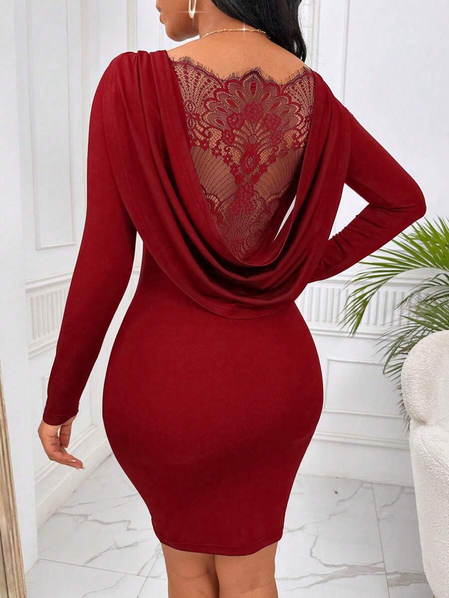 SHEIN Slayr 蕾絲拼接垂墜後緊身洋裝 - 紅色 - 查看 1
