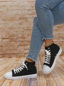 女性黑色和白色時尚休閒運動鞋 - 黑與白 - 查看 4