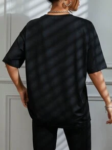 SHEIN Đồ họa Chữ cái Áo thun Thả vai - màu đen - Xem 2
