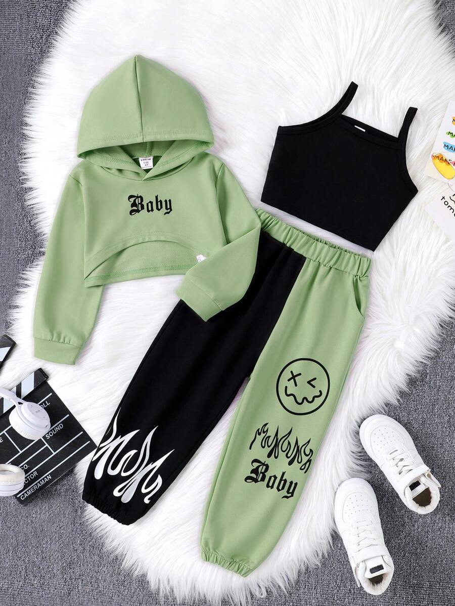 SHEIN 女小童字母圖案不對稱下擺連帽衫和運動褲&吊帶上衣 - 綠色 - 查看 1