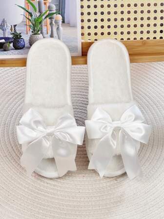 秋冬女士蝴蝶结毛绒保暖卧室拖鞋、蝴蝶结露趾拖鞋、纯色学院风女士室内拖鞋、女士卡通卧室拖鞋、蝴蝶结单带卧室拖鞋、时尚面料家居拖鞋、女士蝴蝶结装饰卧室拖鞋、时尚室内家居拖鞋