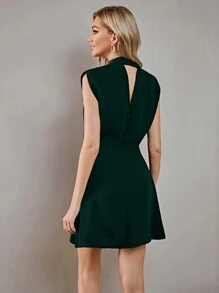 GENKIRA 素色小高領A字洋裝 - 墨綠色 - 查看 2