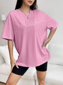 SHEIN EZwear Thư dập nổi Áo thun Thả vai - Hồng - Xem 5
