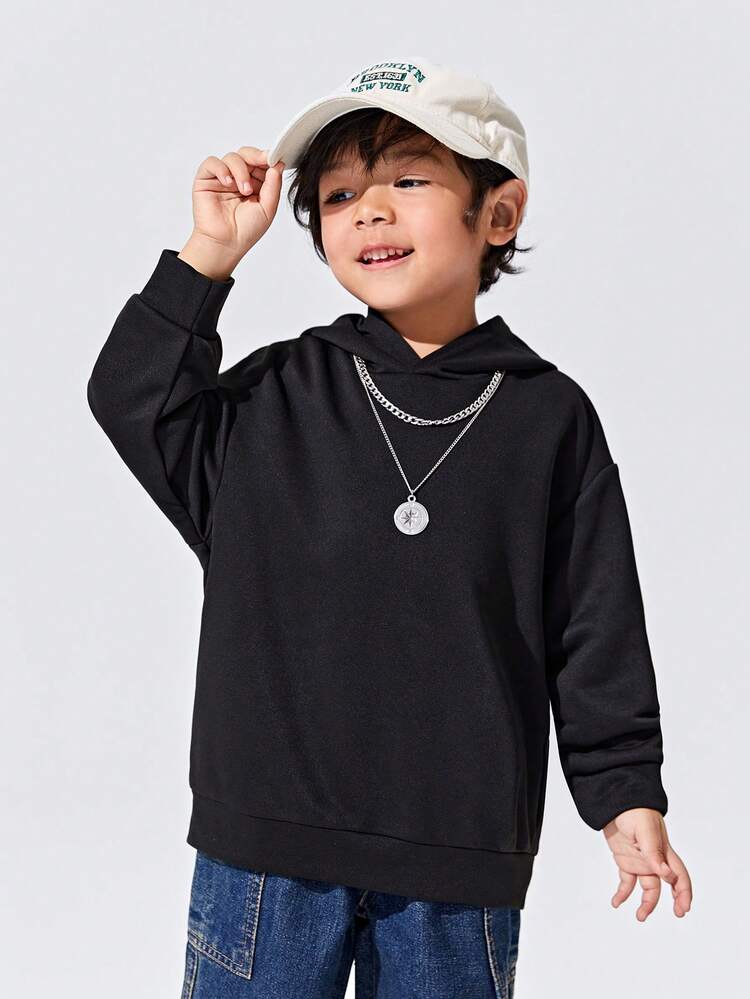 文字とポケットのパッチ付きスウェットシャツ 男の子用