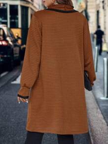 SHEIN LUNE 大碼撞色滾邊開門襟落肩袖外套 - 棕色 - 查看 2