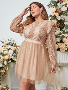 Plus Size Women's Summer New Elegant Mini Mesh Dress, Delicate Lace Patchwork A-Line Flare Hem Dress, Suitable For Wedding, Party, Birthday Spring - Champagne - View 5