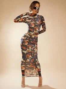 SHEIN Unity طقم مكون من قطعتين توب وتنورة برقبة وهمية وطبعة مموهة