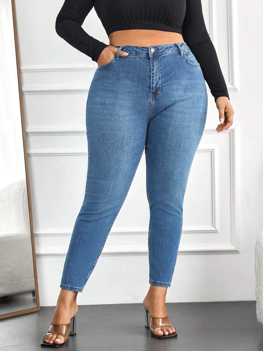 SHEIN Cottnline Kích thước lớn Màu thuần Quần jean ôm - Rửa nhẹ - Xem 1