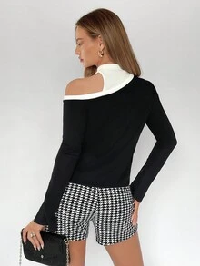 BizChic 女士不對稱拼色領口開叉袖口t卹 - 黑與白 - 查看 2