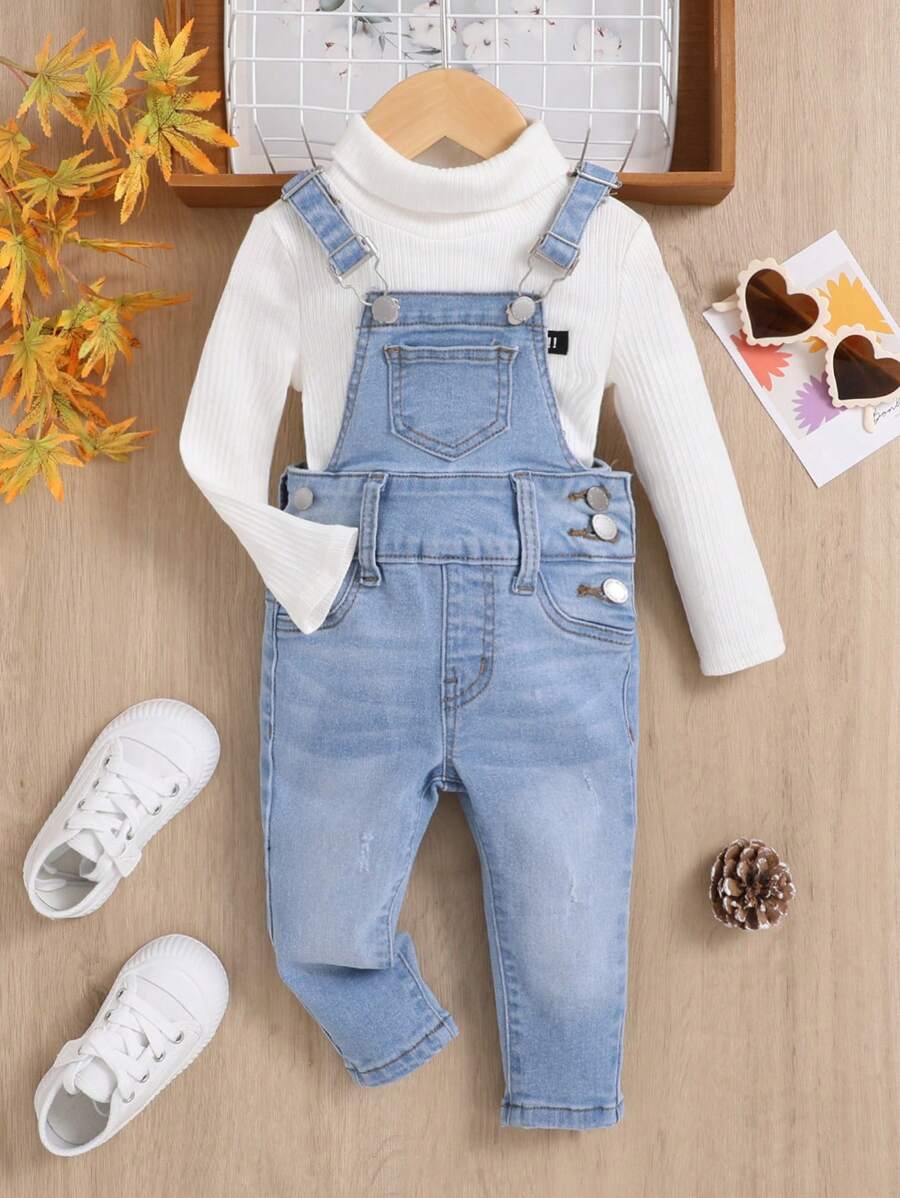 SHEIN 女嬰1入組漂白水洗貓抓痕牛仔背帶褲 - 淺色水洗藍 - 查看 1