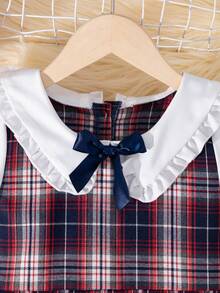 SHEIN 幼兒女童格紋荷葉邊連身裙