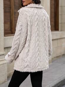 SHEIN LUNE 素色前紐扣雙口袋絨毛外套 - 杏色 - 查看 2